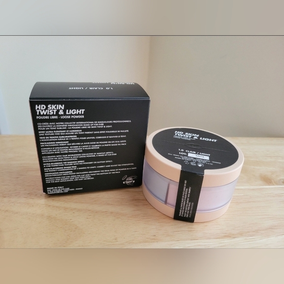 Make Up Forever Powder - Picture 5 of 5